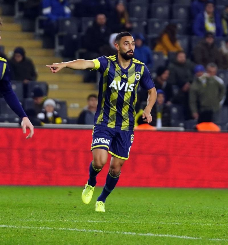 Mehmet Ekici ilk kez sahada
