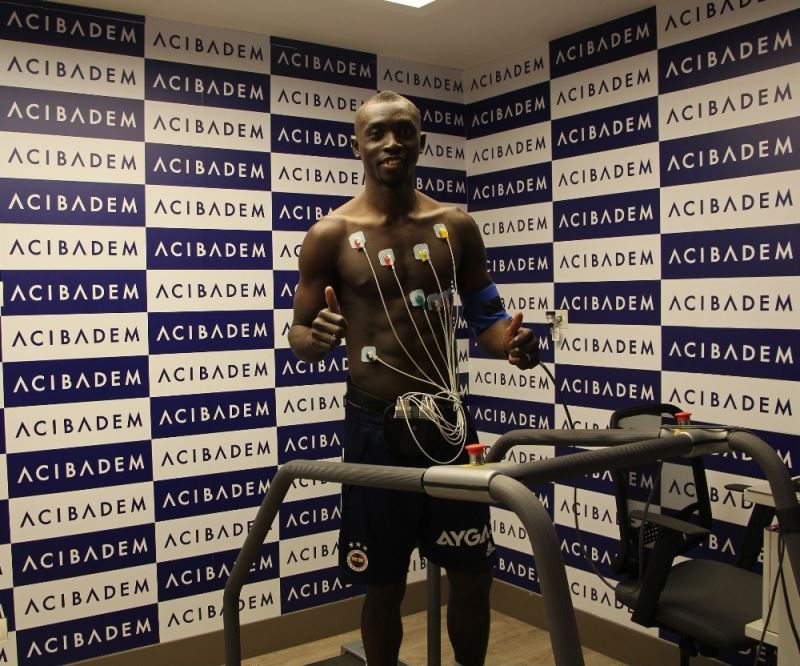 Papiss Cisse sağlık kontrolünden geçti
