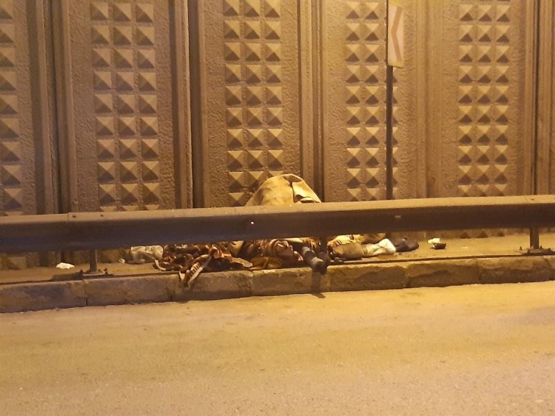 Gaziosmanpaşa’da alt geçitte bir kişi ölü bulundu
