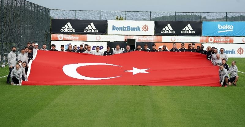 Beşiktaş’ta 29 Ekim kutlandı
