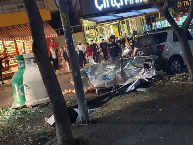 Ataşehir’de çöp kutusuna bomba atıldığı iddia edilirken, olay yerine polis ekipleri sevk edildi.
