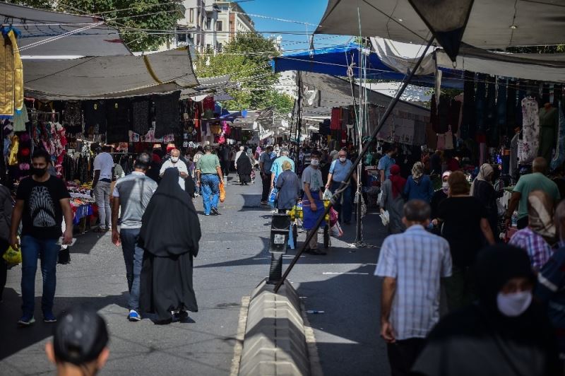 İstanbul’da semt pazarlarına koronavirüs denetimi
