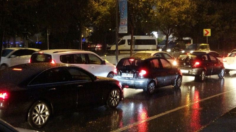 İstanbul trafiğinde yoğunluk rekoru
