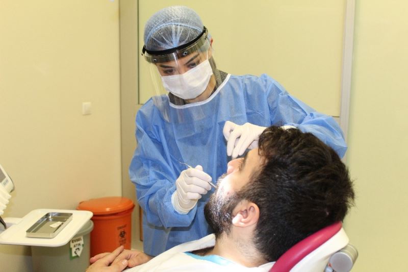 Ağız ve diş hijyeni, Covid-19’a yakalanma riskini azaltabilir
