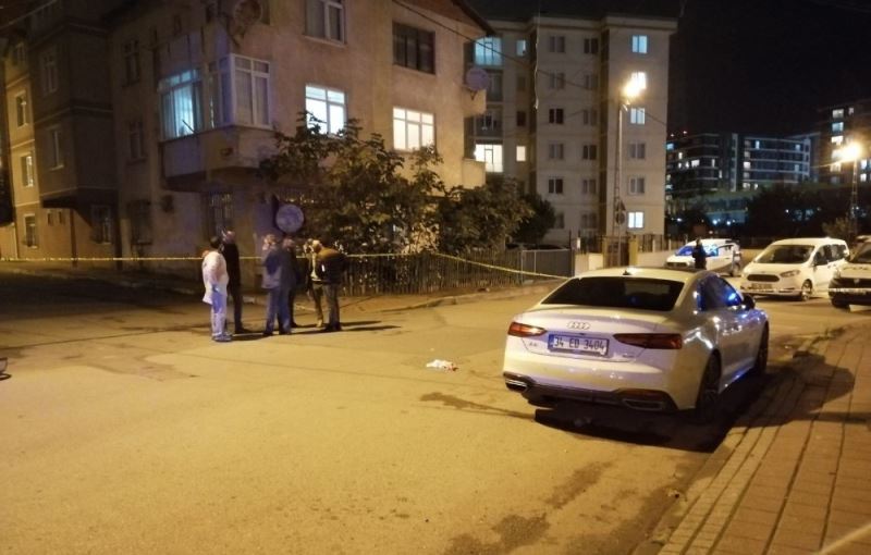 Pendik’te müteahhide silahlı saldırı
