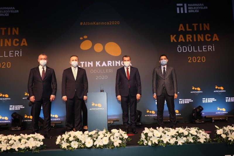 Zeytinburnu Belediyesi’ne çifte Altın Karınca ödülü
