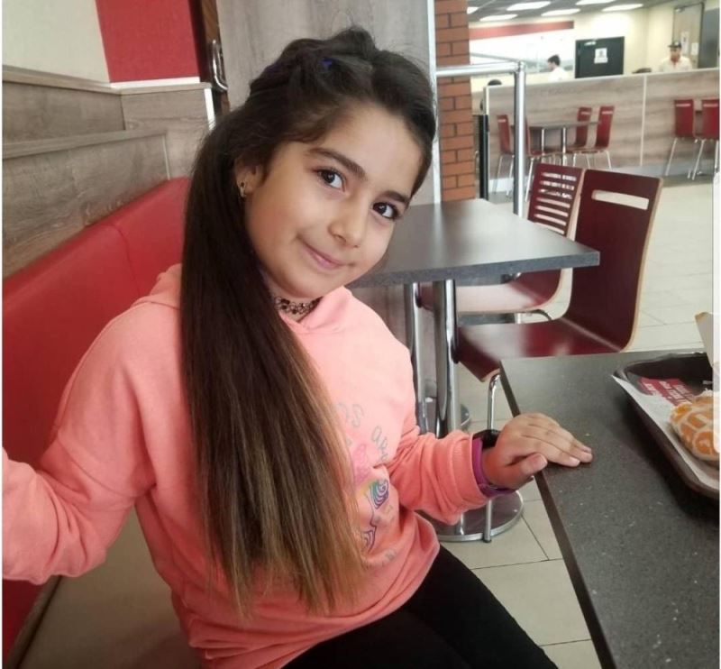 Yangında hayatını kaybeden iki kardeşten geriye fotoğraflar kaldı
