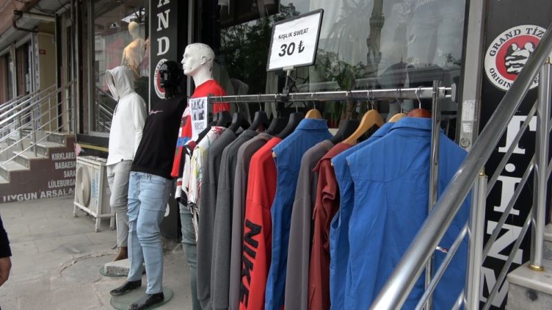 Hırsızın fotoğrafını afiş yapıp dükkanına astı
