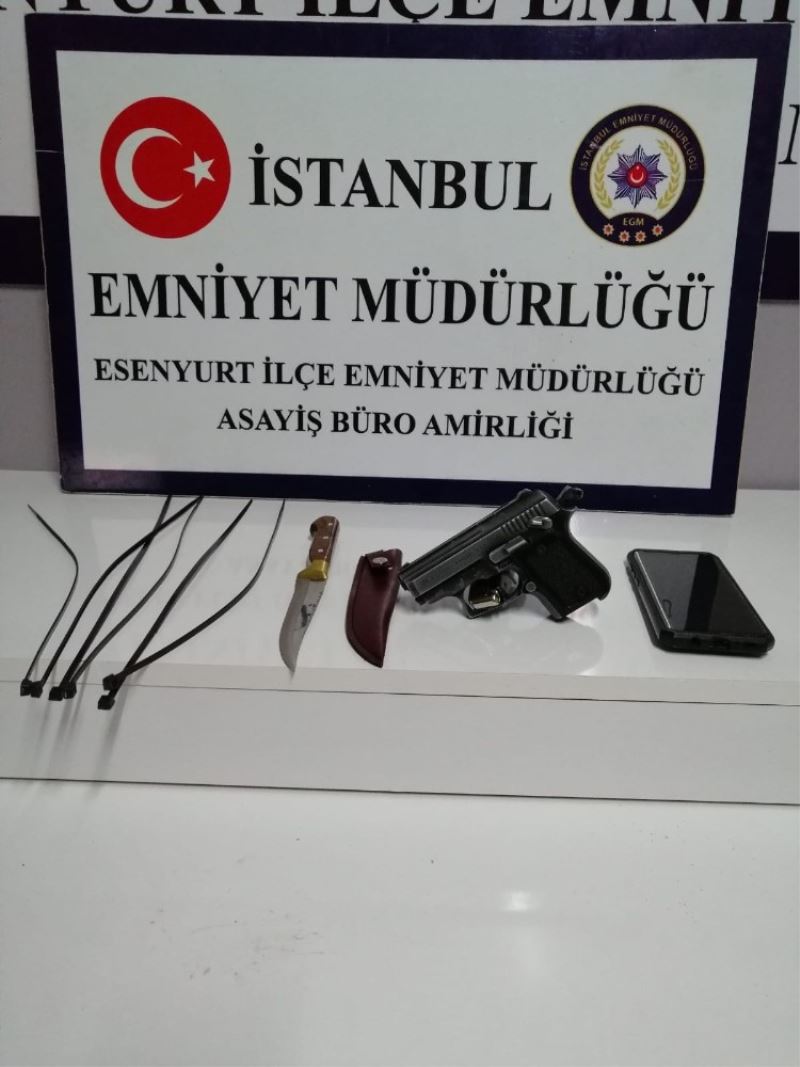 Esenyurt’ta rehin tutulan 14 Afganistanlı kurtarıldı
