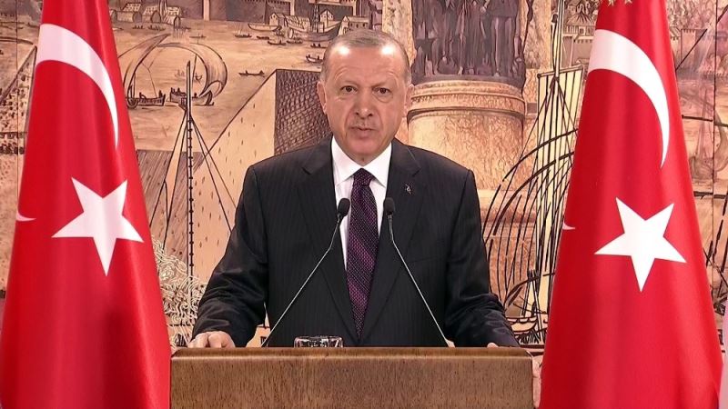 Cumhurbaşkanı Erdoğan: “Saldırıların her biri terör örgütleri ve ülkemize husumeti saplantı haline getiren bir beşinci kol faaliyetidir”
