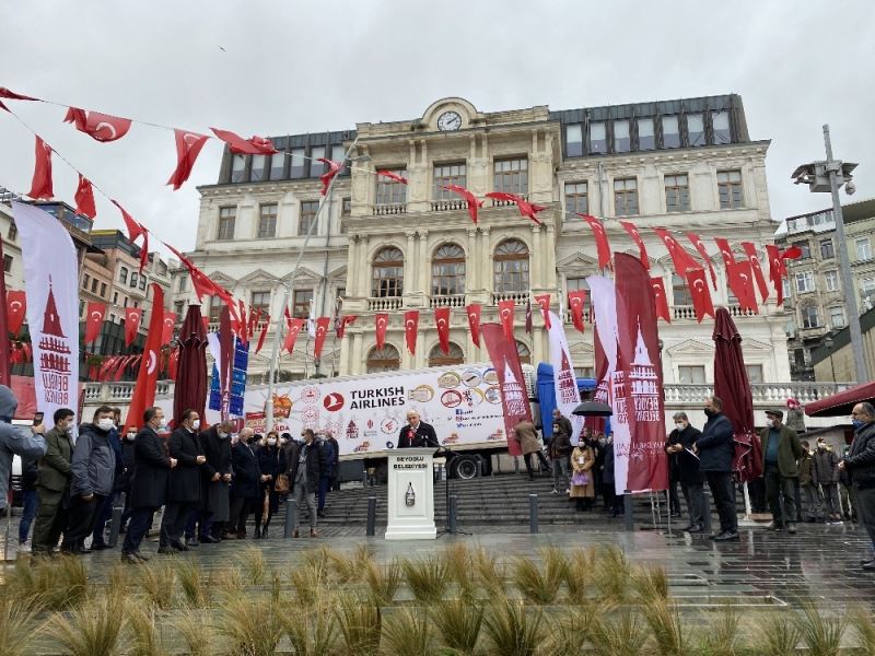 ‘Hediye Karavanı’ çocuklar için Beyoğlu’ndan yola çıktı
