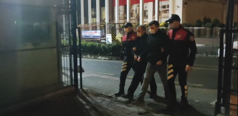 (Özel) İstanbul’da “yastık içi” torbacı nefes kesen operasyonla yakalandı