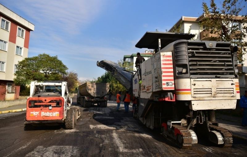 Tuzla’da 2020 yılında 25 bin 880 ton asfalt serildi
