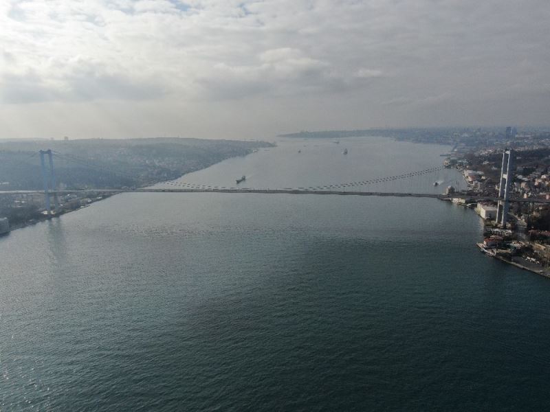 15 Temmuz Şehitler Köprüsü ve Eminönü Meydanı’ndaki sessizlik havadan görüntülendi
