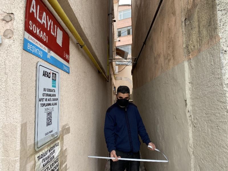 (Özel) İstanbul’un en dar sokağı 89 santimetre