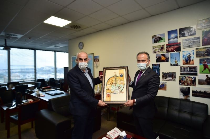 Pandemi döneminde Bursa Belediyesi dükkanını açamayan esnaftan kira almıyor
