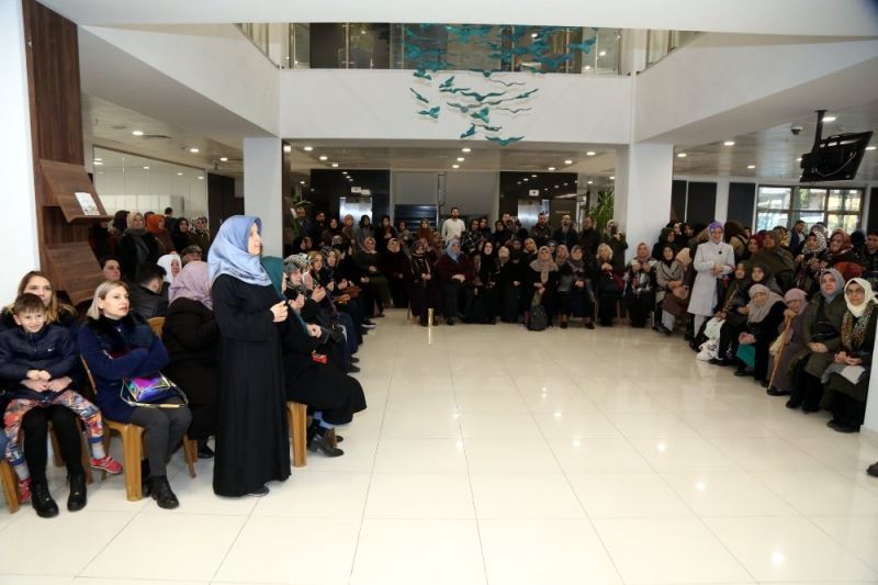 Vatandaşlar Eyüpsultan’dan dualarla kutsal topraklara uğurlandı
