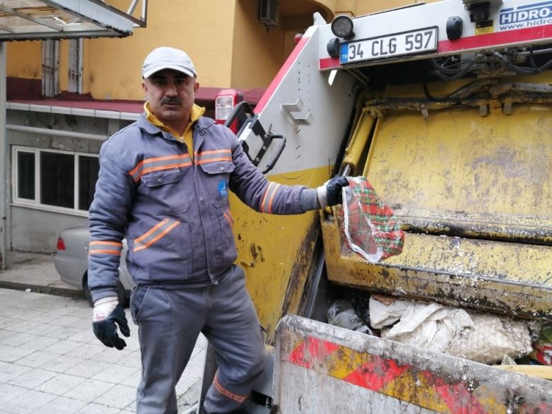 Şişli’de çöp konteynerinde yeni doğmuş bebek bulan işçi konuştu
