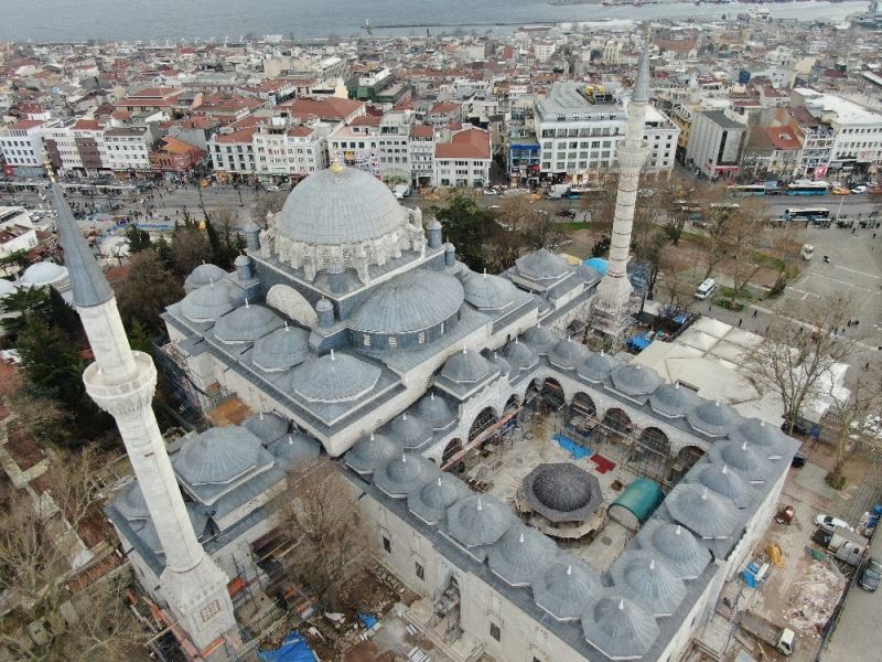 (Özel) Yeni Cami’de çamaşırlı restorasyon
