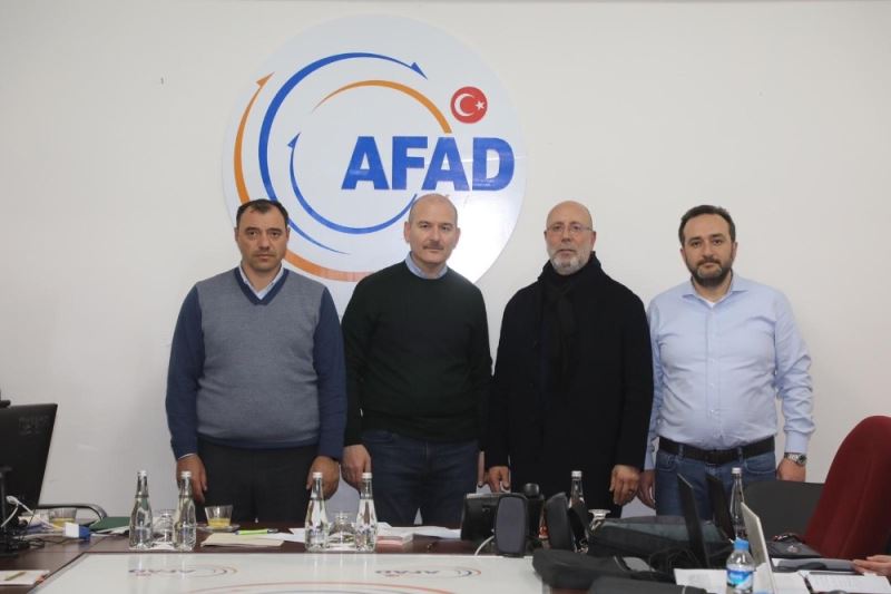 Ünlü restoran zincirinden depremzedelere 800 bin liralık yardım
