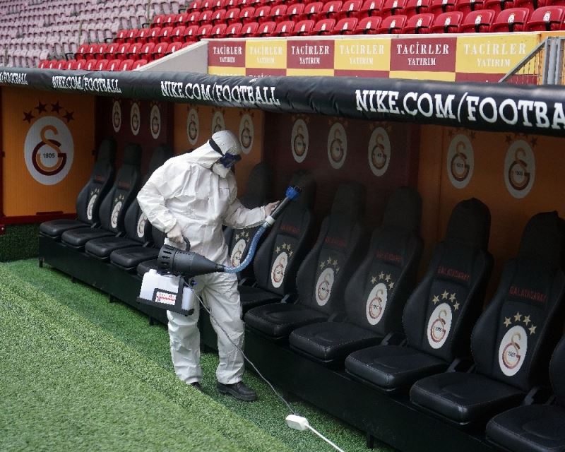 Türk Telekom Stadı korona virüsüne karşı ilaçlandı
