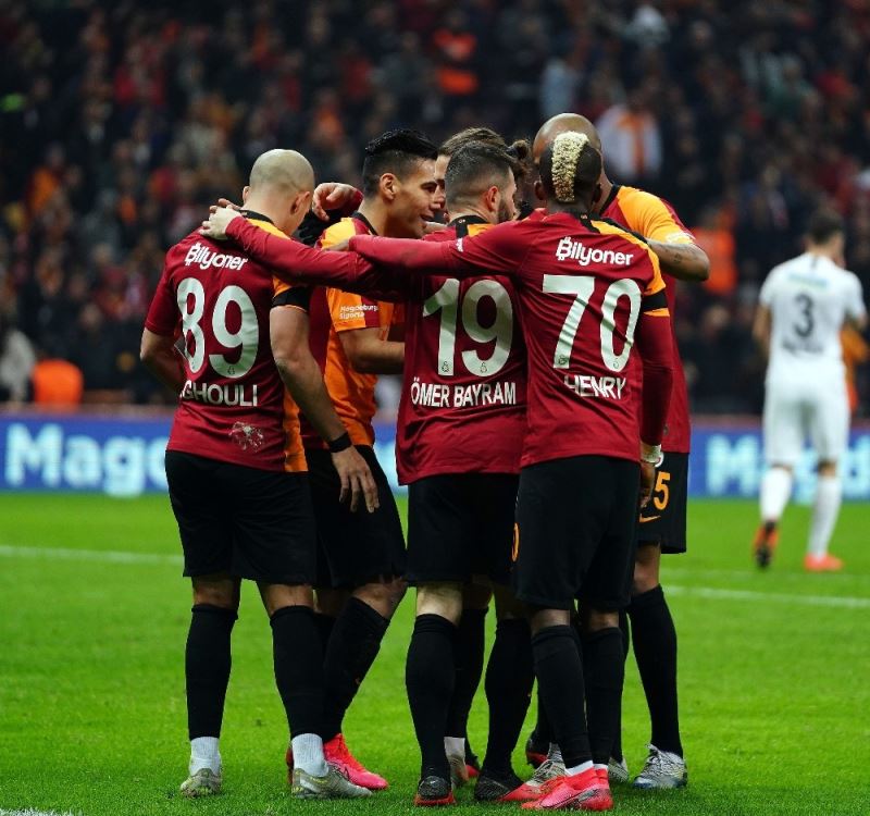 Galatasaray’ın seyircisiz derbide hedefi galibiyet
