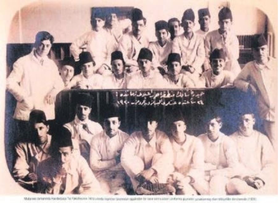 Prof. Dr. Cevdet Erdöl: ”1915 yılında tıbbiyeye kayıt yaptıran öğrencilerin tamamı Çanakkale’de şehit düştü”