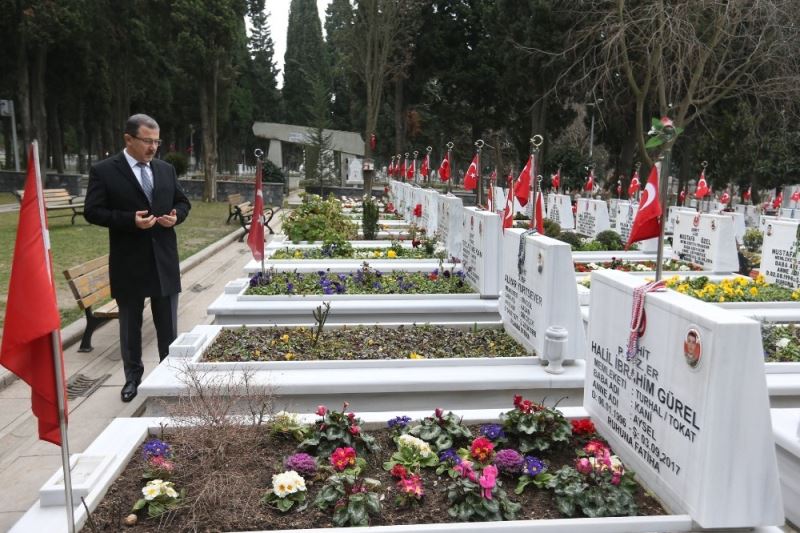 Çanakkale Türküsü 9 dilde seslendirildi
