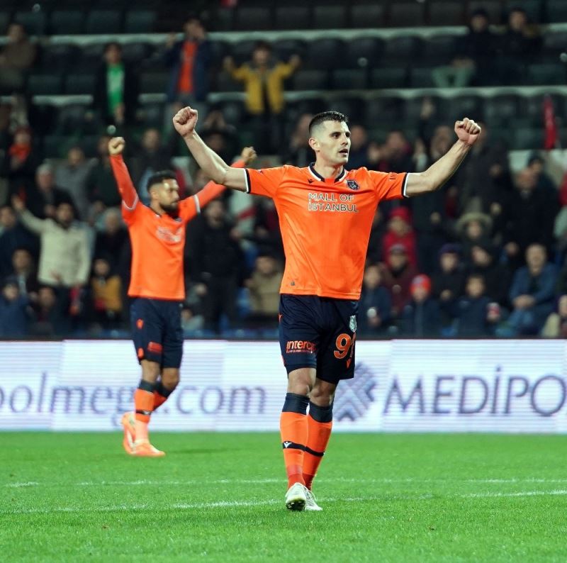 Başakşehir evinde 12 maçtır yenilmiyor
