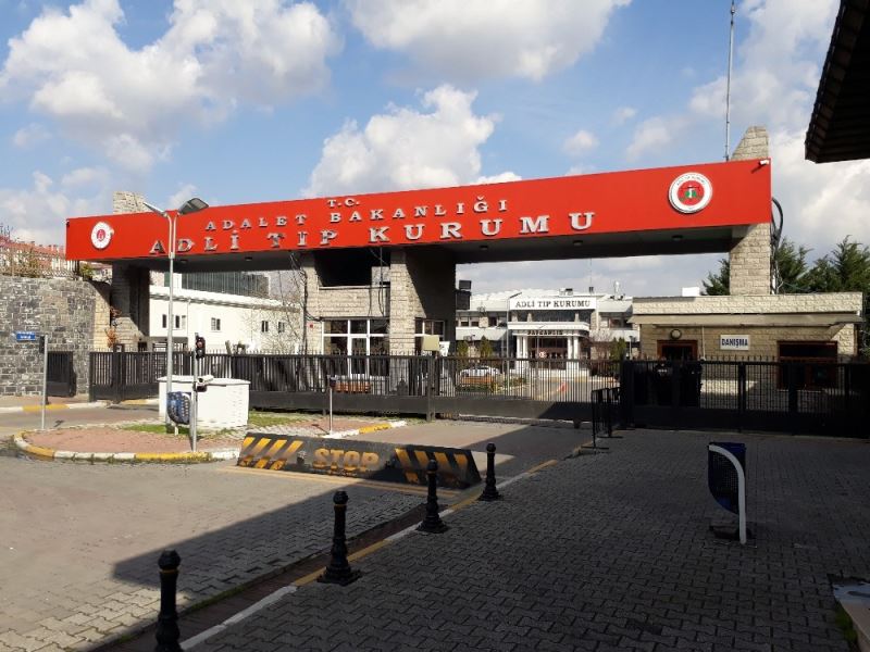 Saf alkol içerek ölen Shakır Rozbayev’in cenazesi Adli Tıp Kurumu’na getirildi
