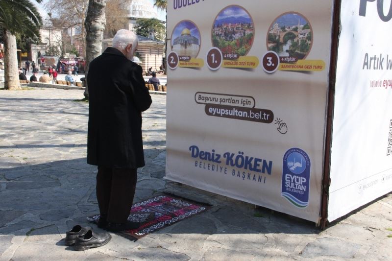 İstanbul’da ezan sonrası cami hoparlörlerinden ‘Korona virüsü’ anonsu
