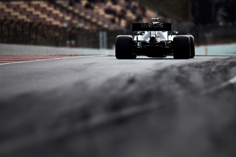 Formula 1’de sekizinci korona virüs ertelemesi
