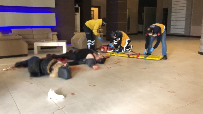 Beylikdüzü’nde maske satışında silahlı kavga: 4 yaralı
