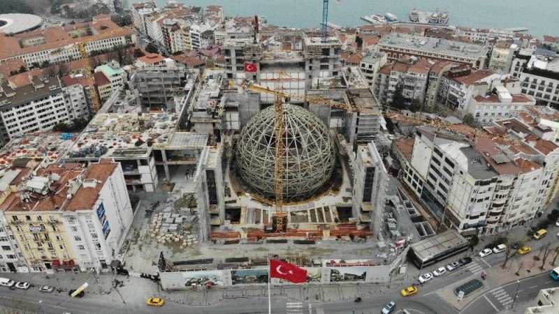 Taksim’de AKM’nin oditoryumu havadan görüntülendi
