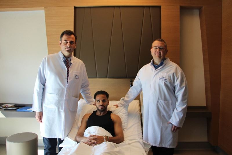 Douglas Santos ameliyat oldu
