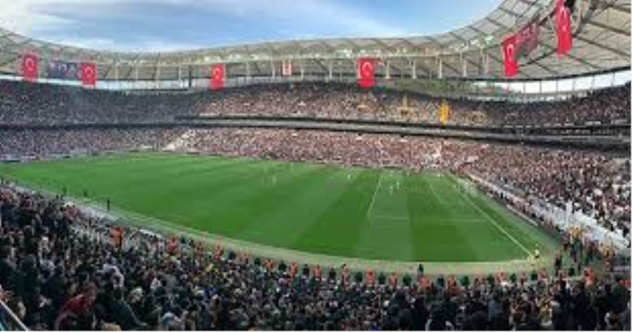 Beşiktaş - Atletico Madrid maçında seyirci rekoru kırıldı