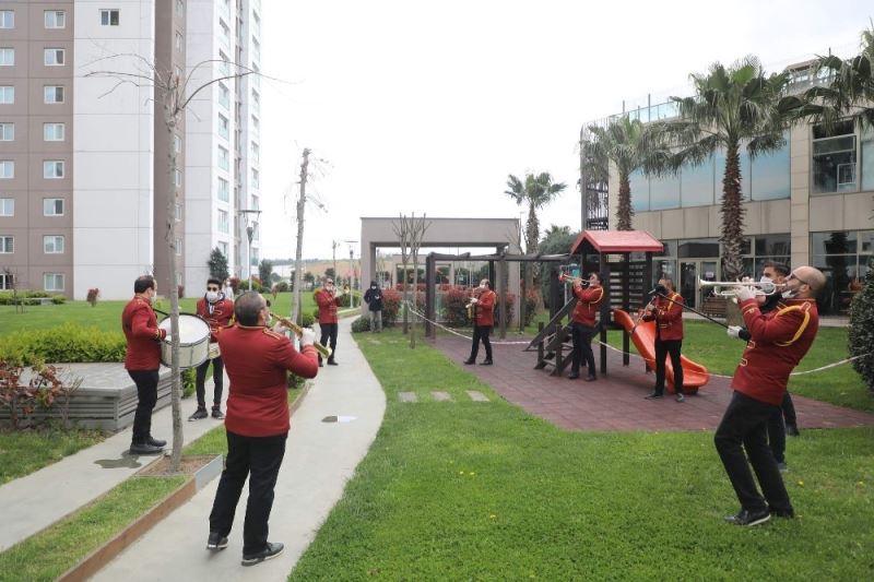 Eyüpsultan Belediyesinin moral bando konserleri sürüyor
