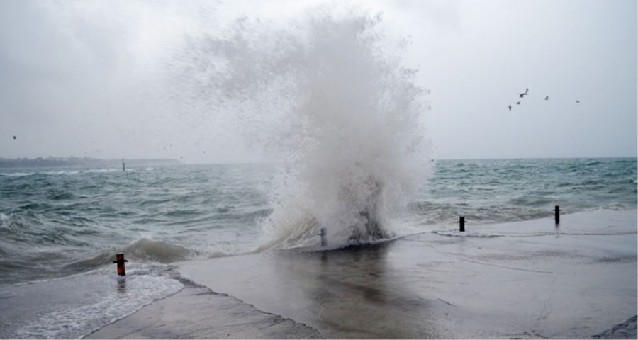 Meteoroloji uyardı: Marmara Denizi ile Batı Karadeniz’de kuvvetli fırtına bekleniyor