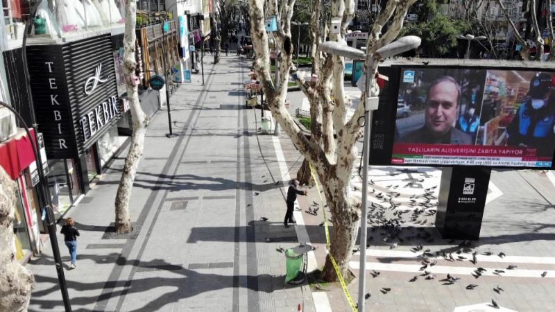 (Özel) Korona tedbirleri kapsamında şerit çekilerek kapatılan Pendik Meydanı havadan görüntülendi
