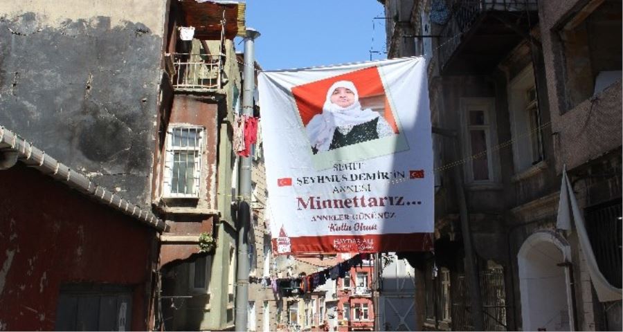 Beyoğlu Belediyesi Anneler Günü’nde şehit annelerini unutmadı