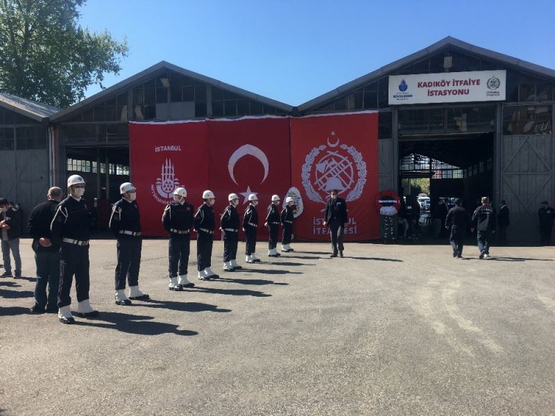 Kadıköy’deki feci kazada hayatını kaybeden itfaiye erleri için cenaze töreni düzenlendi