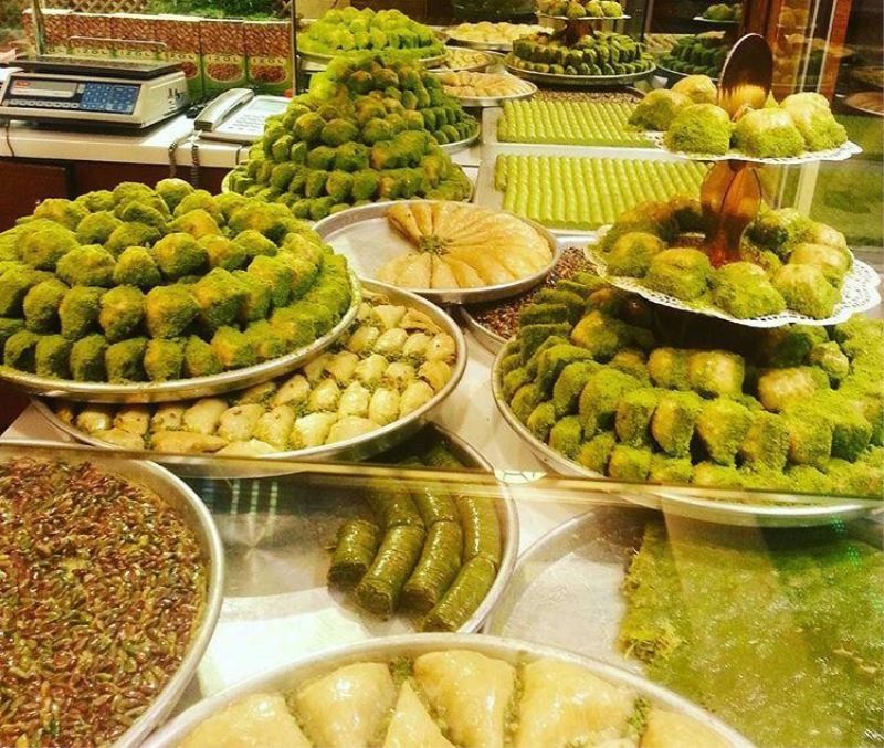 Baklava siparişleri rekor kırdı, üreticiler taleplere yetişemiyor
