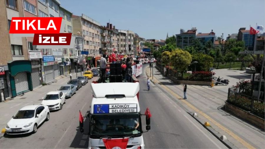 Kadıköy’de 19 Mayıs coşkusu sokaklara taşındı