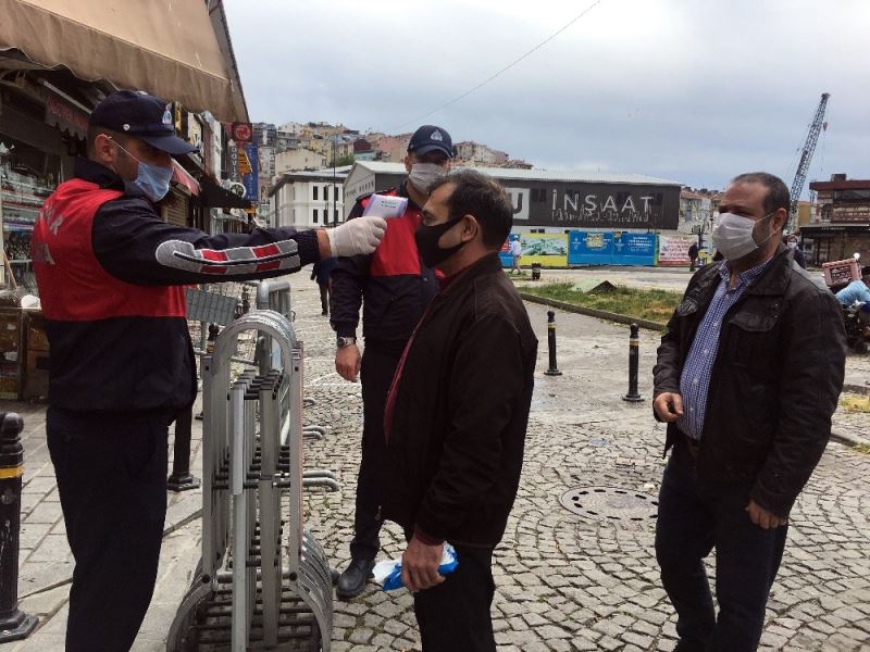 Üsküdar Tarihi Balıkçılar Çarşısı’nda bayram alışverişi denetimi
