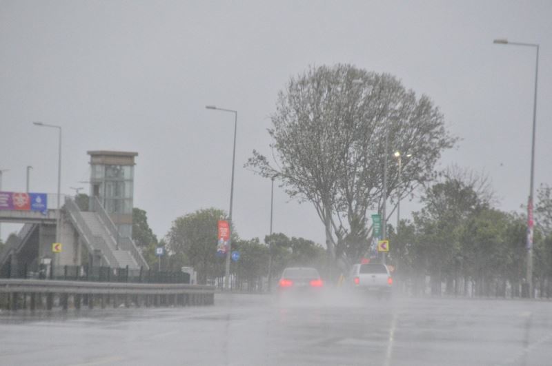 İstanbul güne yağmurla uyandı
