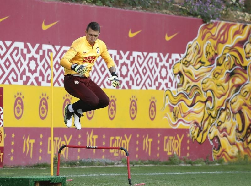 Galatasaray günü çift antrenmanla tamamladı
