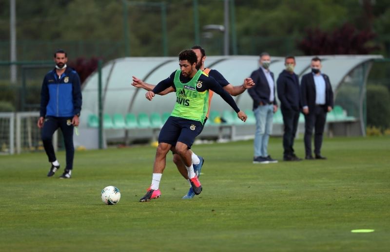 Fenerbahçe, günün ikinci idmanını tamamladı
