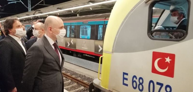 İlk yurt içi yük treni iki kıta arası geçiş yaptı
