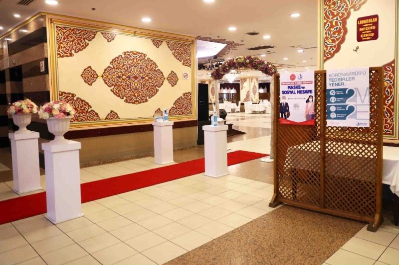 Bağcılar Belediyesi Halk Sarayı, düğünler için hazırlanıyor