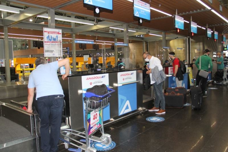 Sabiha Gökçen Havalimanı’nda yurt dışı uçuşlar başladı